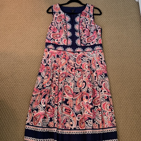 Talbots navy and pink paisley lined sleeveless dress- with pockets!  Size 12. - Picture 1 of 6